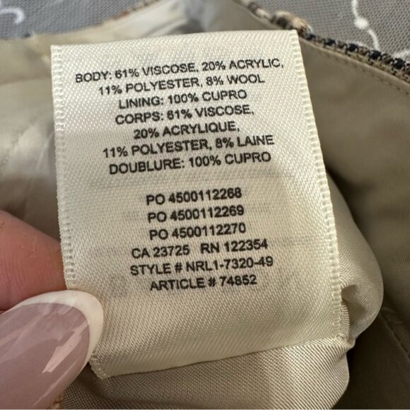 Aritzia Babaton Erickson Plaid Belted Mini Skirt Sz 6 - Picture 11 of 13